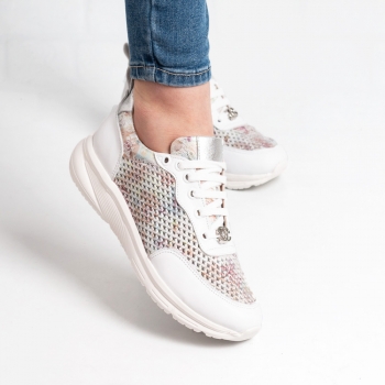 Дамски маратонки в бяло и цветен принт