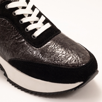 Дамски маратонки в черно