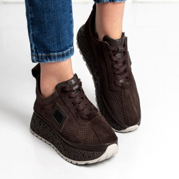 Дамски маратонки в кафяво