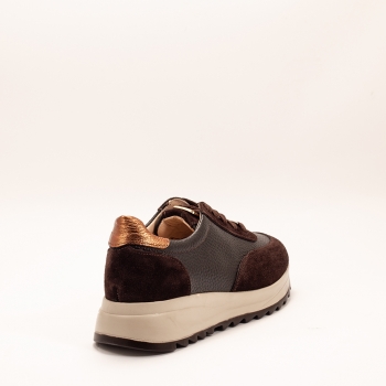 Дамски маратонки в кафяво