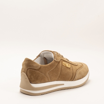 Дамски маратонки в камел