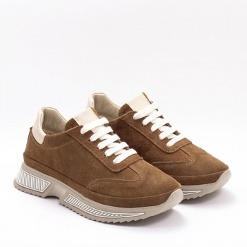 Дамски маратонки в камел и бежово