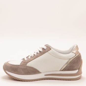 Дамски маратонки в светло бежово и тъмно бежово