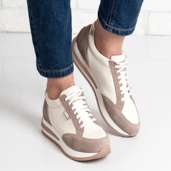 Дамски маратонки в светло бежово и тъмно бежово