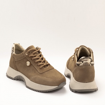 Дамски маратонки в светло кафяво