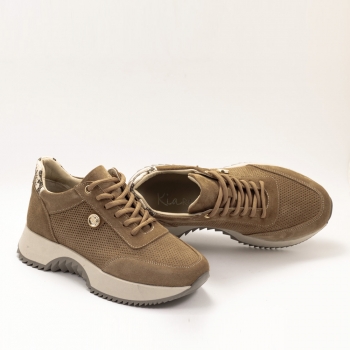 Дамски маратонки в светло кафяво