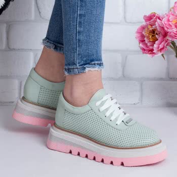 Дамски обувки в светло зелено