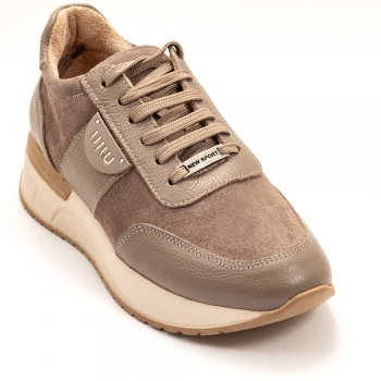 Дамски маратонки в тъмно бежово