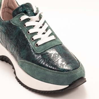 Дамски маратонки в зелено