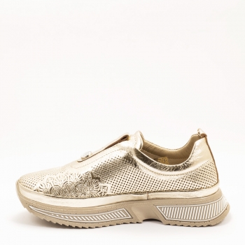 Дамски маратонки в златно