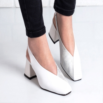 Дамски обувки на ток в бяло и сребристо