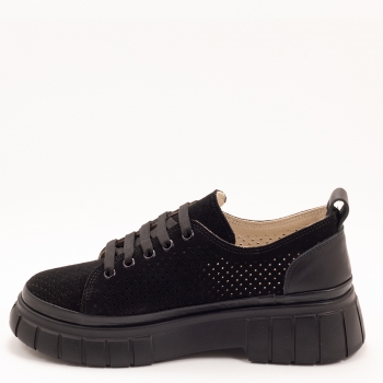 Дамски обувки в черно