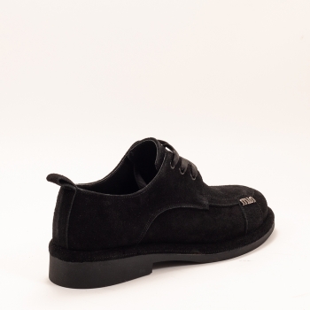 Дамски обувки в черно