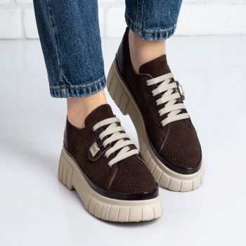 Дамски обувки в кафяво