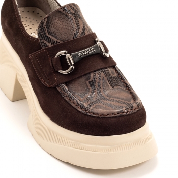 Дамски обувки в кафяво