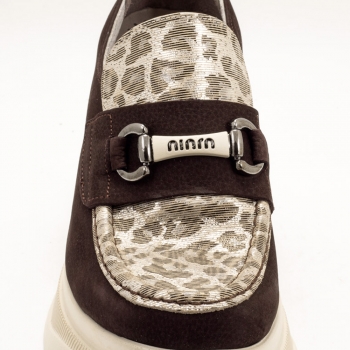 Дамски обувки в кафяво и златисто