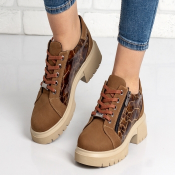 Дамски обувки в камел