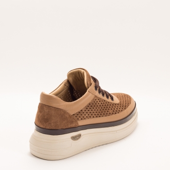 Дамски обувки в камел