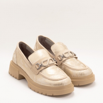 Дамски обувки в златисто