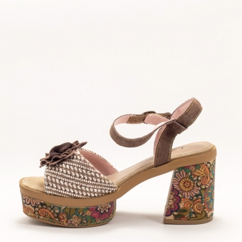 Дамски сандали LAURA VITA в бежово,кафяво и цветен принт