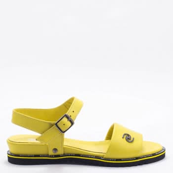 Дамски сандали в жълто