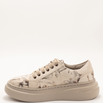 Дасмки кецове в бежово