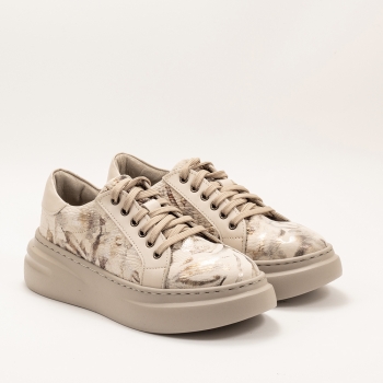 Дасмки кецове в бежово